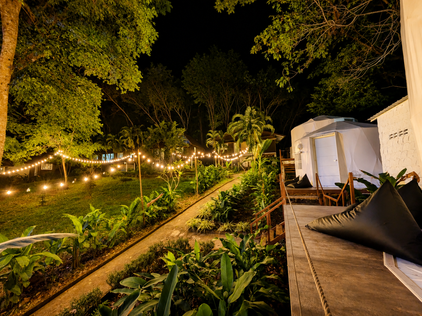 Warm evening atmosphere at Vanara Eco Resort